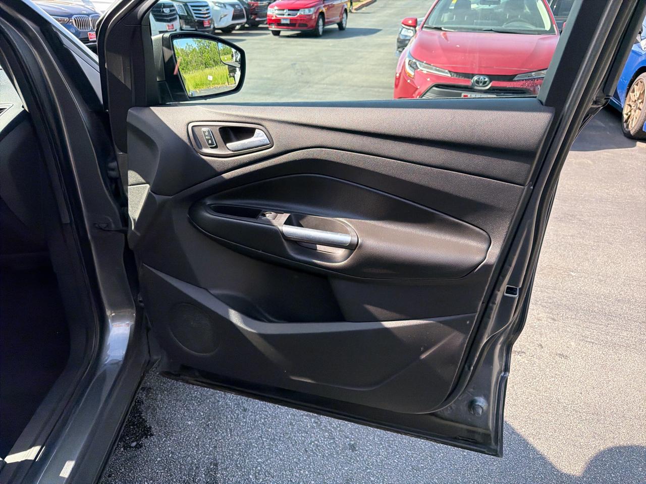 Ford Escape FWD 4dr SE 2014