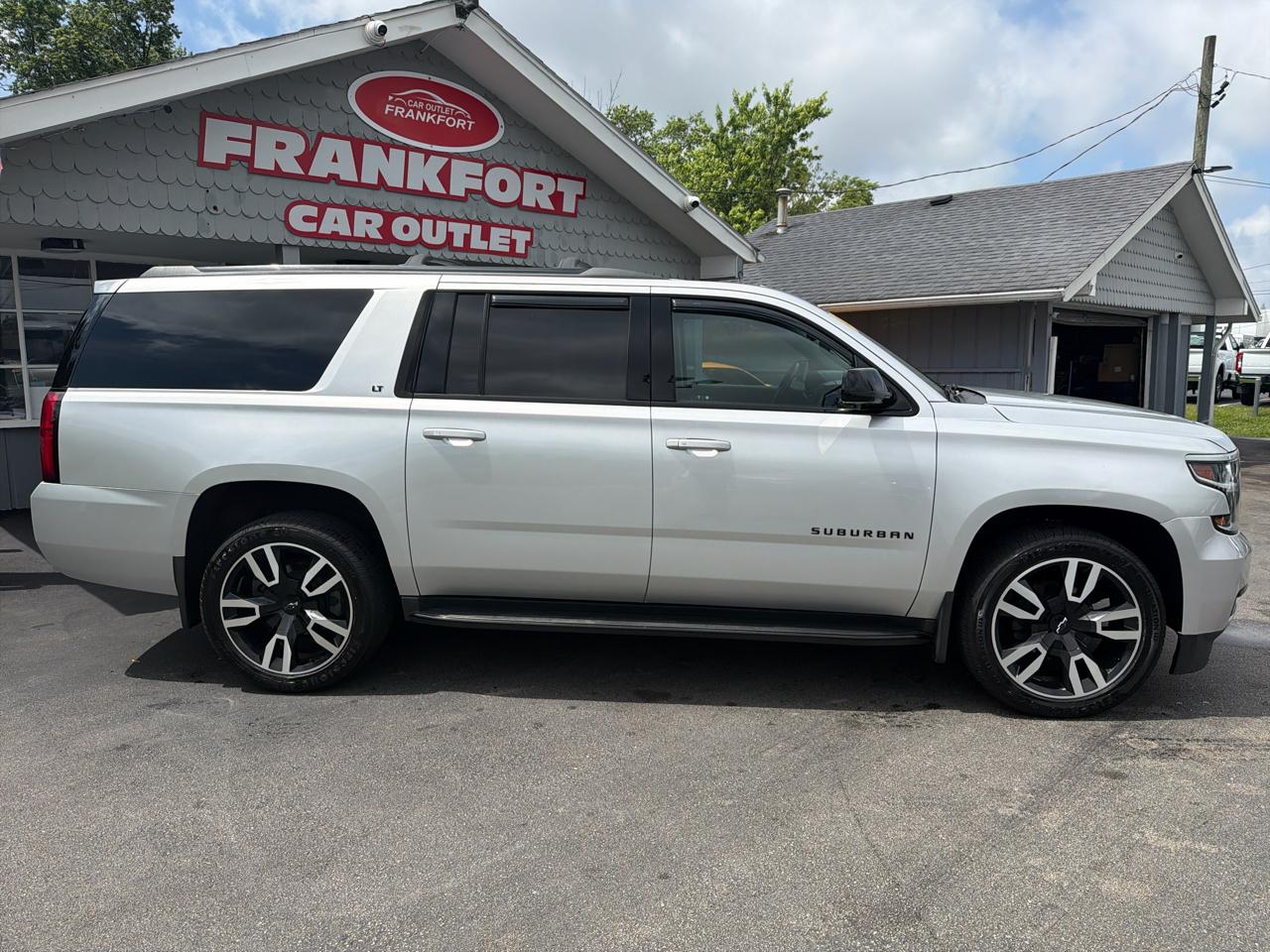 Chevrolet Suburban 4WD 4dr LT 2020