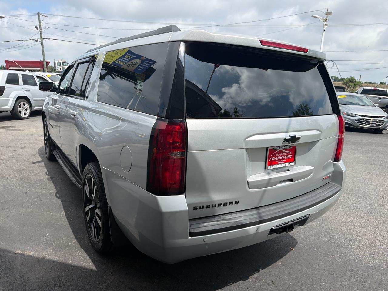 Chevrolet Suburban 4WD 4dr LT 2020