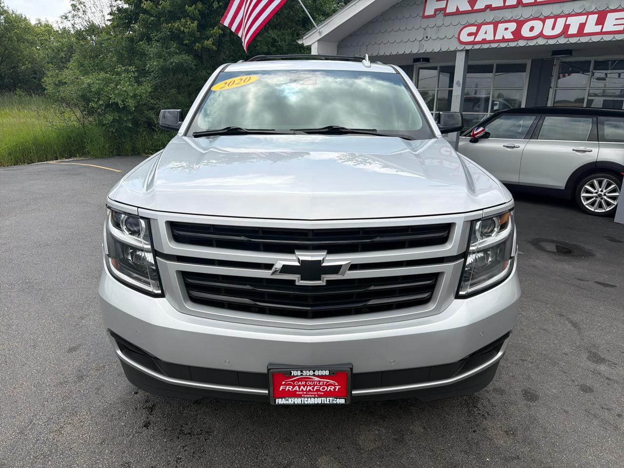 Chevrolet Suburban 4WD 4dr LT 2020