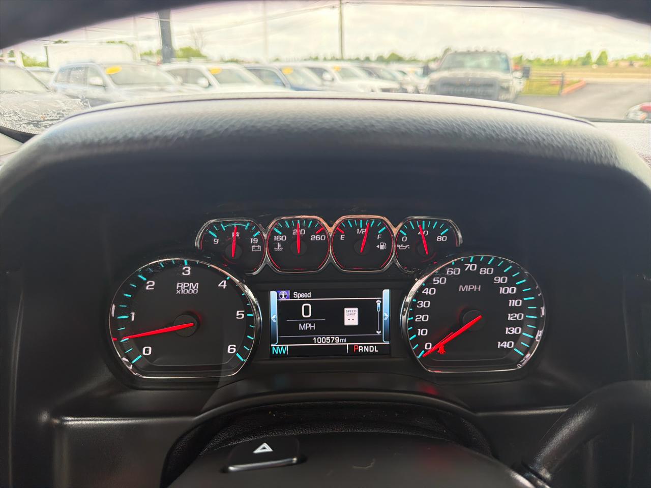 Chevrolet Suburban 4WD 4dr LT 2020