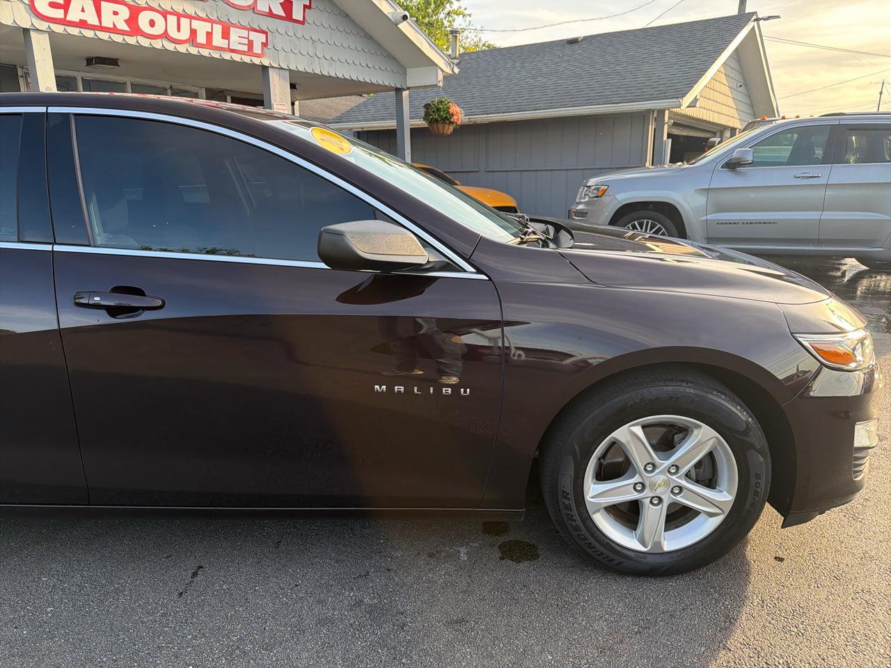 Chevrolet Malibu 4dr Sdn LS w/1LS 2020