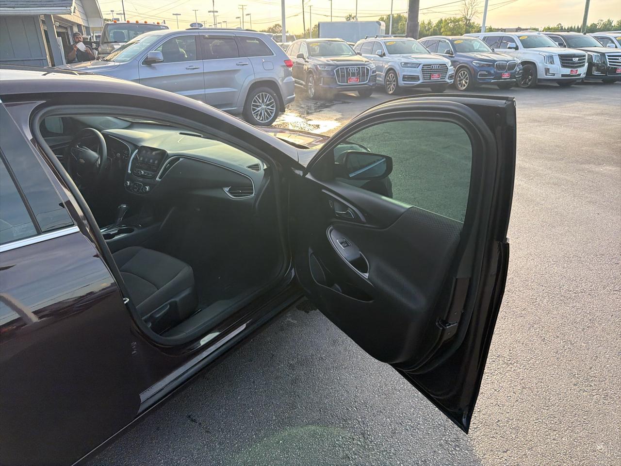 Chevrolet Malibu 4dr Sdn LS w/1LS 2020