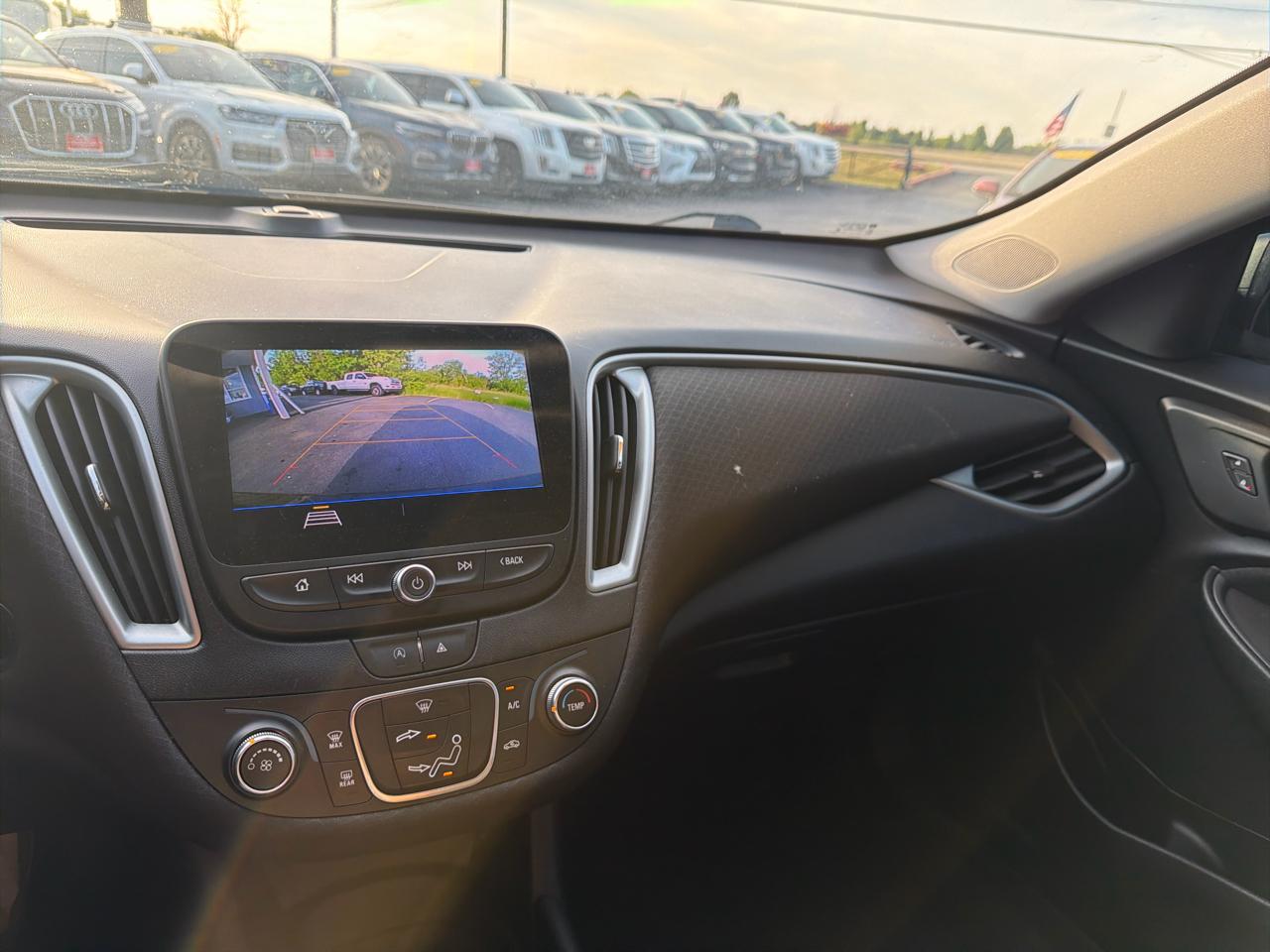 Chevrolet Malibu 4dr Sdn LS w/1LS 2020