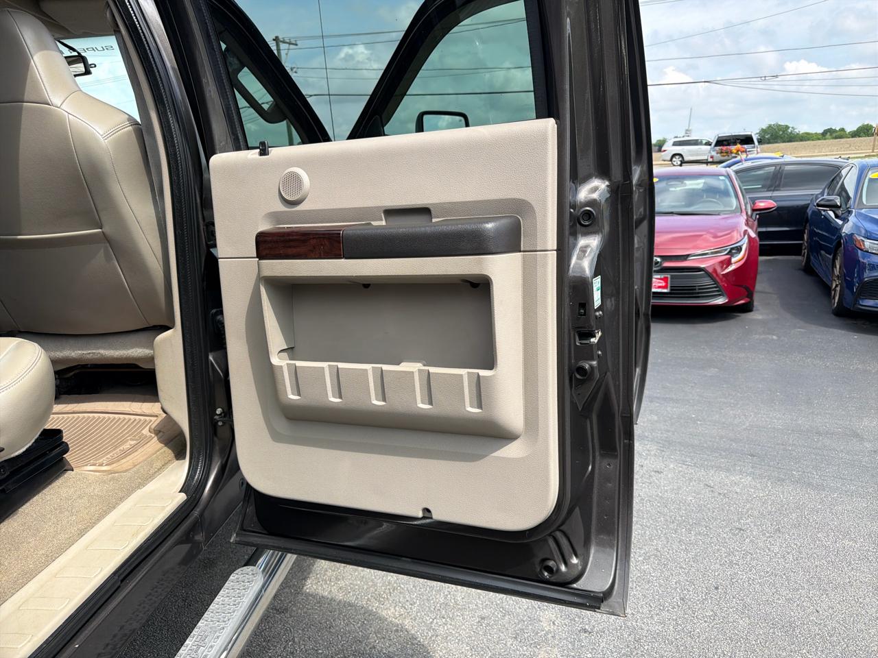 Ford Super Duty F-250 SRW 4WD Crew Cab 172" Lariat 2008