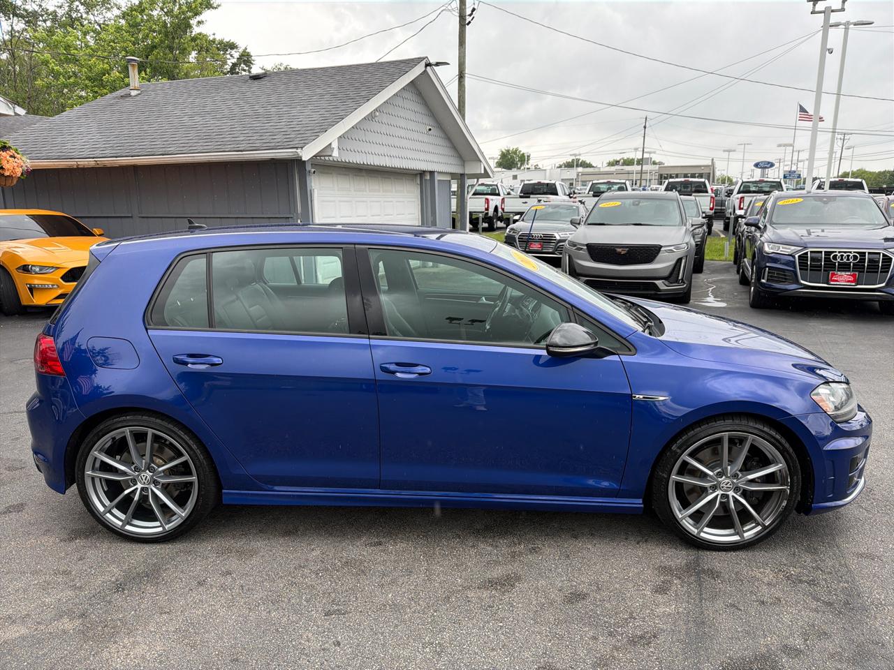 Volkswagen Golf R 4-Door DSG w/DCC/Nav 2017