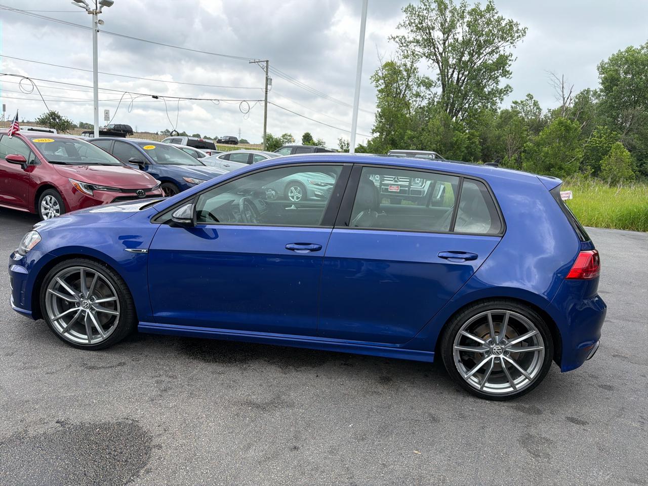 Volkswagen Golf R 4-Door DSG w/DCC/Nav 2017