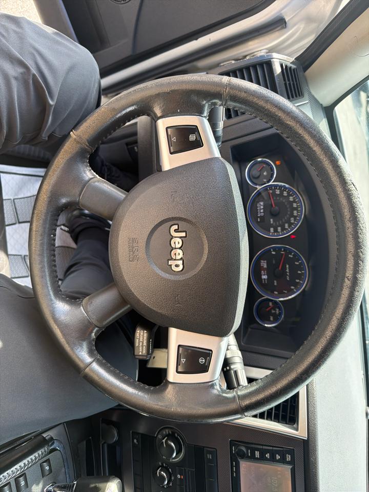 Jeep Grand Cherokee 4WD 4dr SRT-8 2008