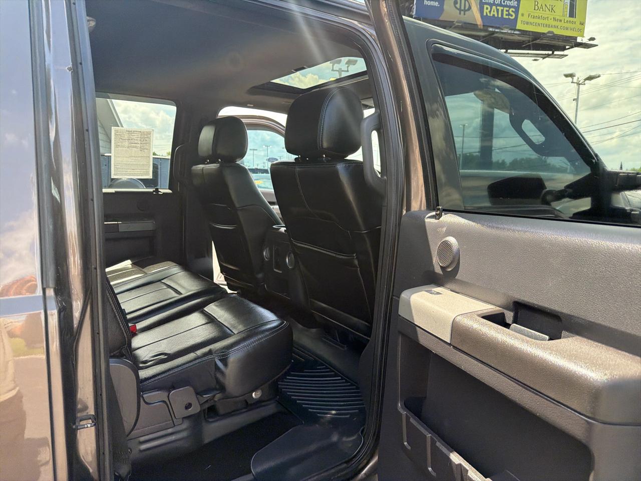 Ford Super Duty F-250 SRW 4WD Crew Cab 172" Lariat 2016