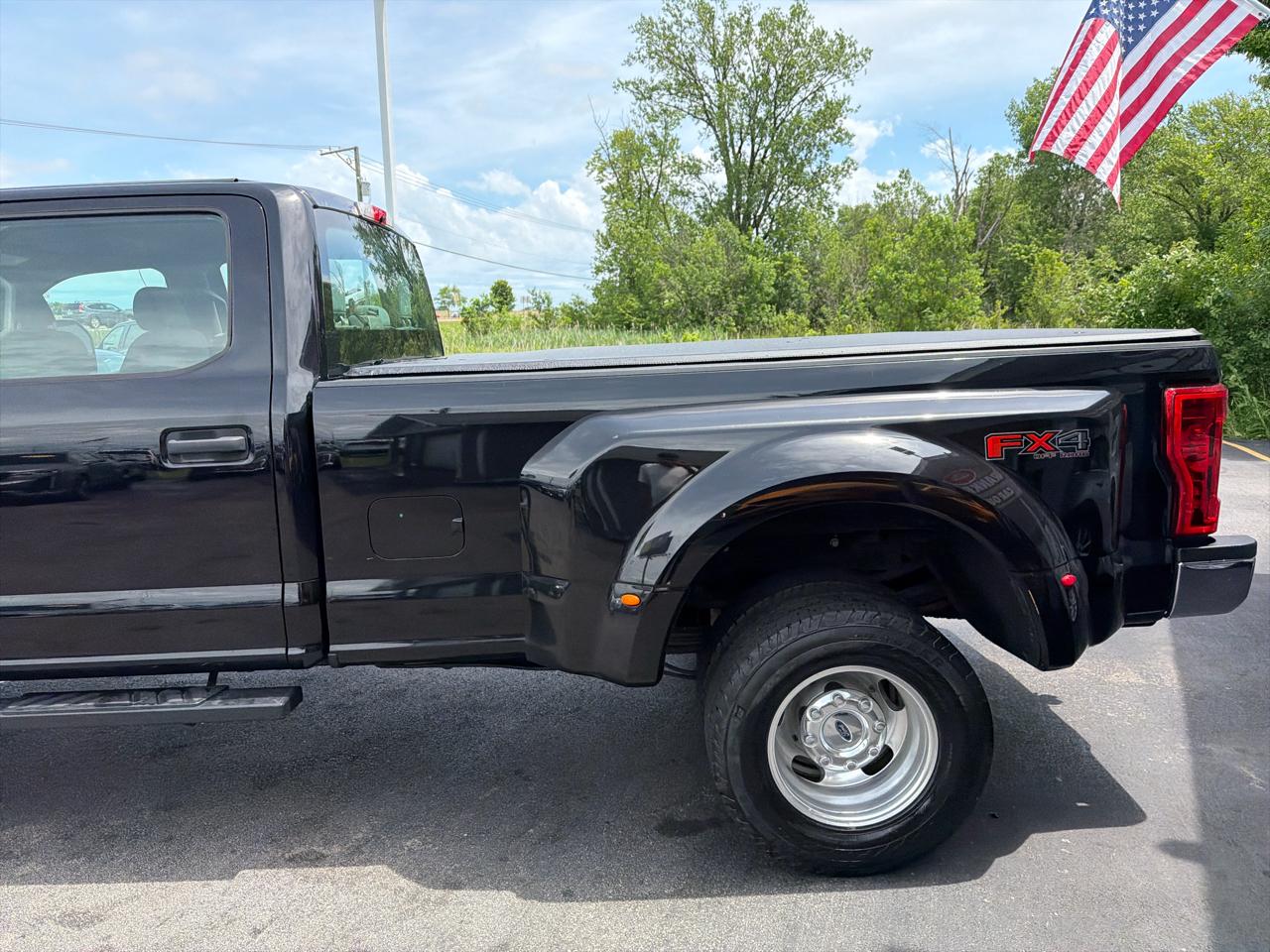 Ford Super Duty F-350 DRW XLT 4WD Crew Cab 8' Box 2019