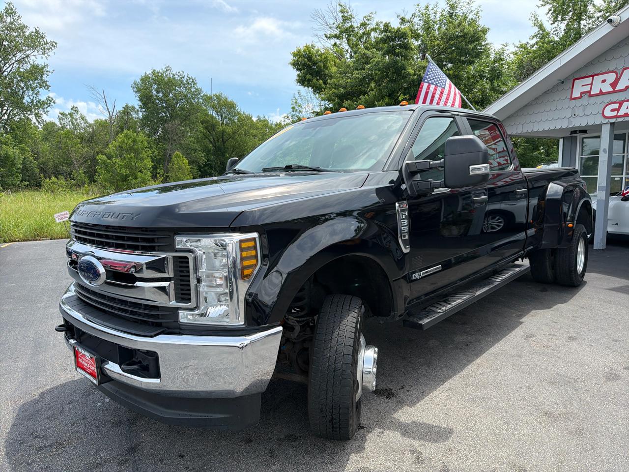 Ford Super Duty F-350 DRW XLT 4WD Crew Cab 8' Box 2019