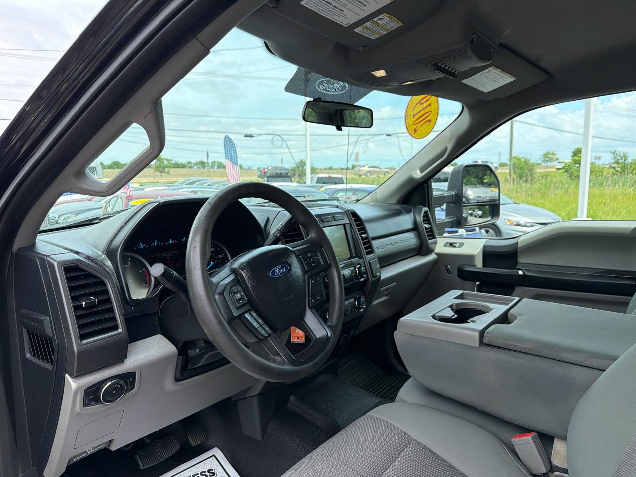 Ford Super Duty F-350 DRW XLT 4WD Crew Cab 8' Box 2019
