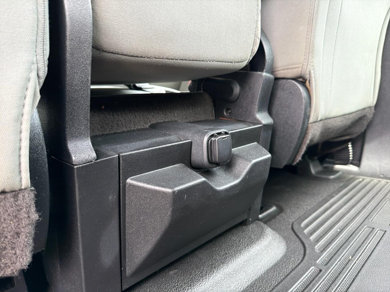 Ford Super Duty F-350 DRW XLT 4WD Crew Cab 8' Box 2019