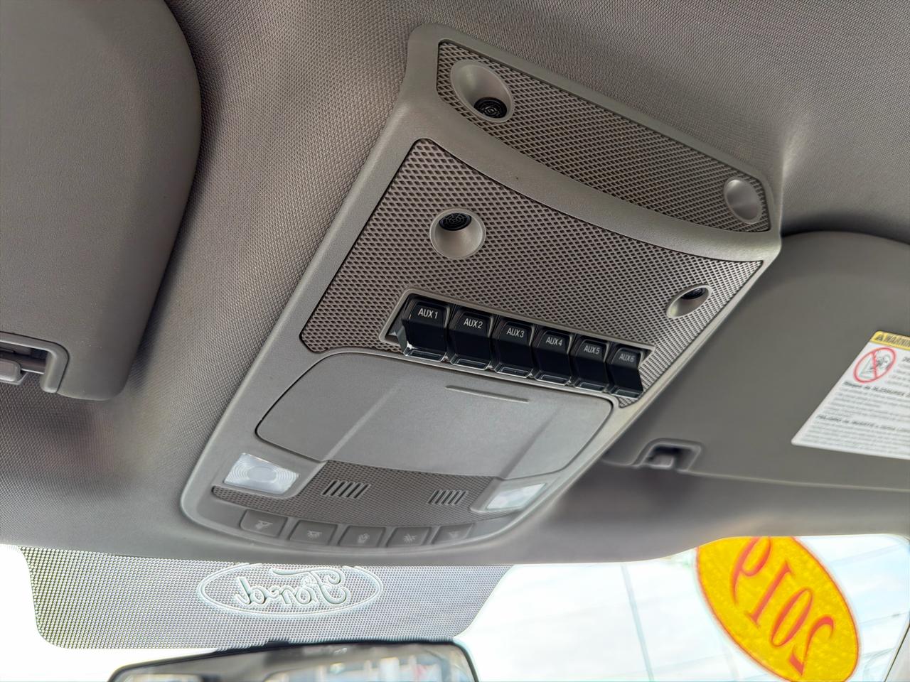 Ford Super Duty F-350 DRW XLT 4WD Crew Cab 8' Box 2019