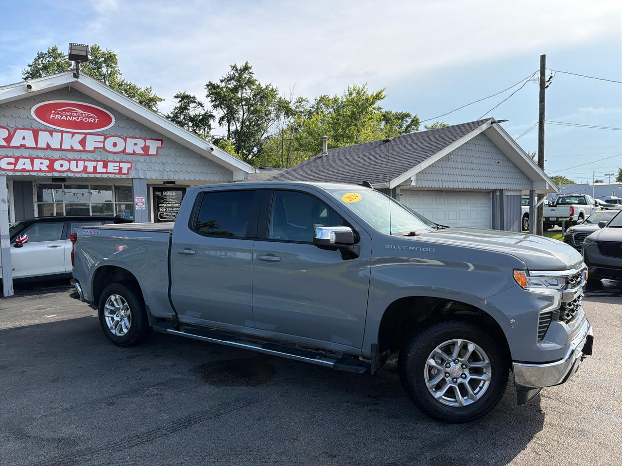 Chevrolet Silverado 1500 4WD Crew Cab 147" LT w/1LT 2024