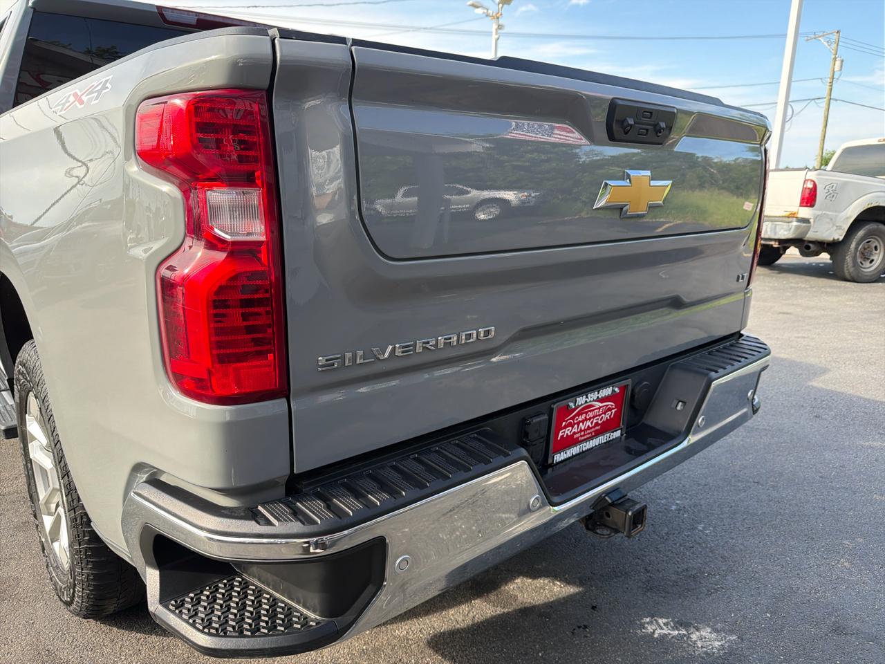 Chevrolet Silverado 1500 4WD Crew Cab 147" LT w/1LT 2024