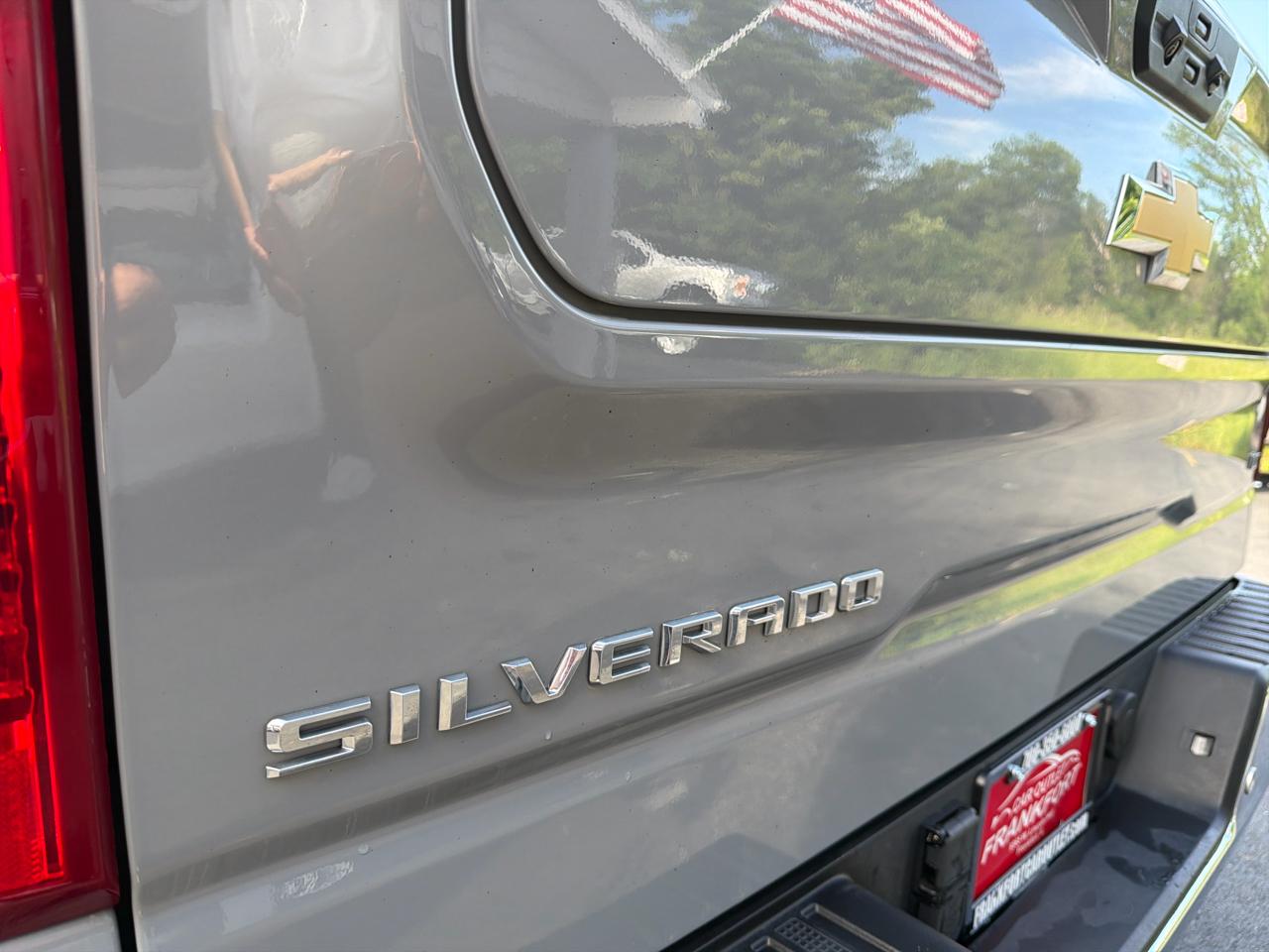 Chevrolet Silverado 1500 4WD Crew Cab 147" LT w/1LT 2024
