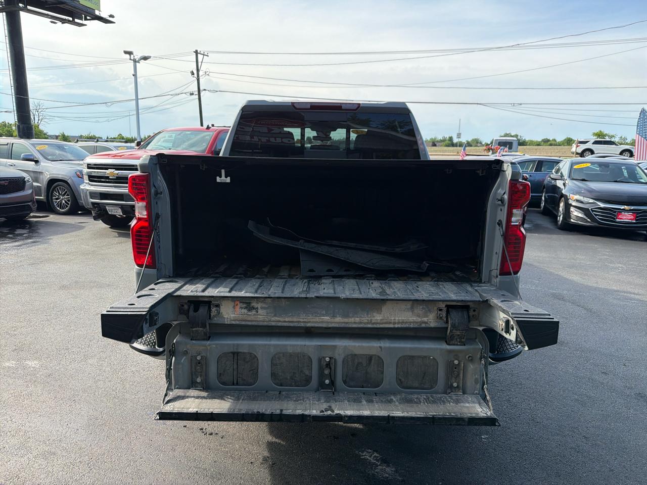 Chevrolet Silverado 1500 4WD Crew Cab 147" LT w/1LT 2024