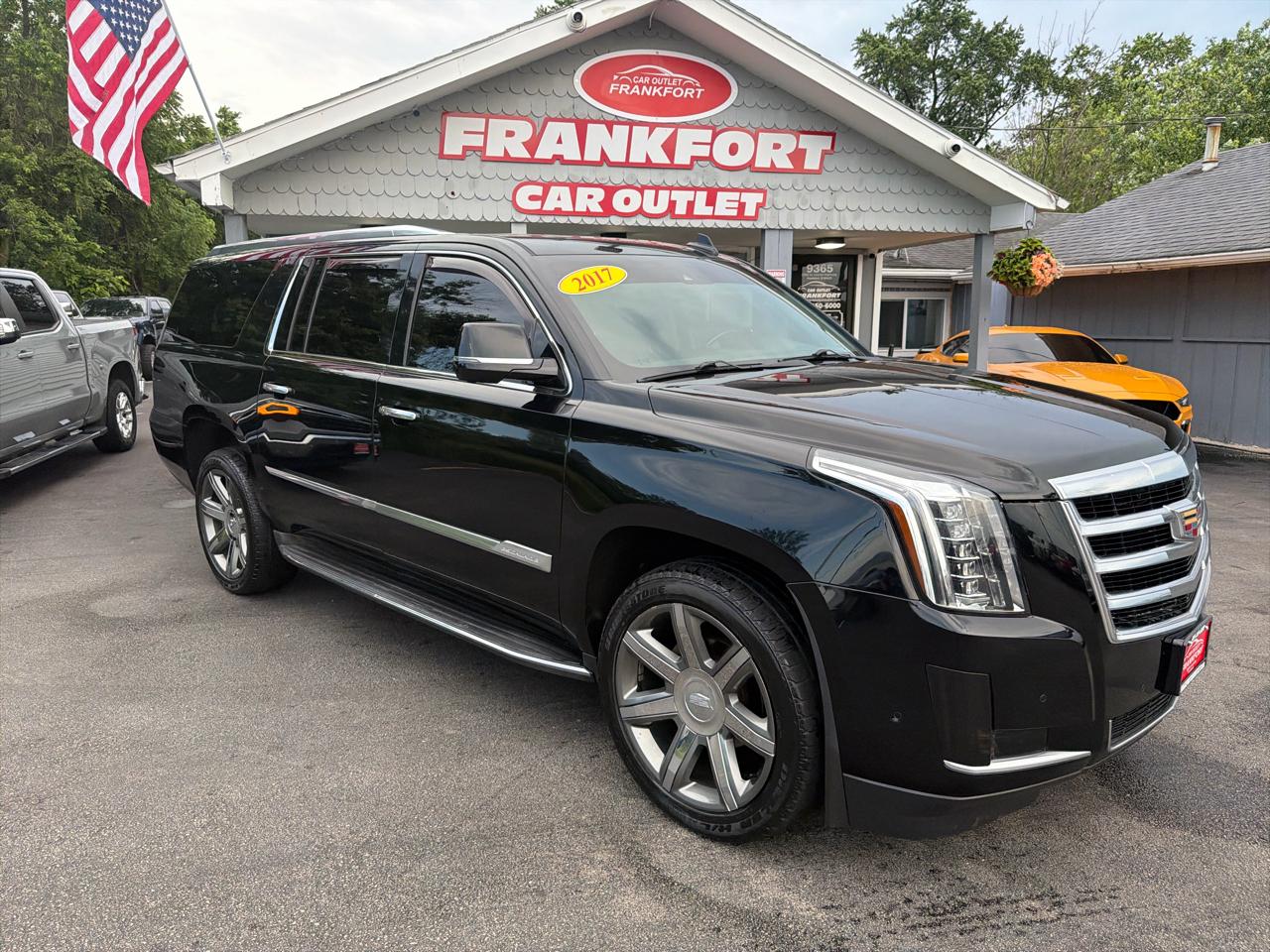 Cadillac Escalade ESV 4WD 4dr Luxury 2017