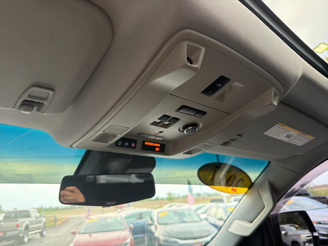 Cadillac Escalade ESV 4WD 4dr Luxury 2017