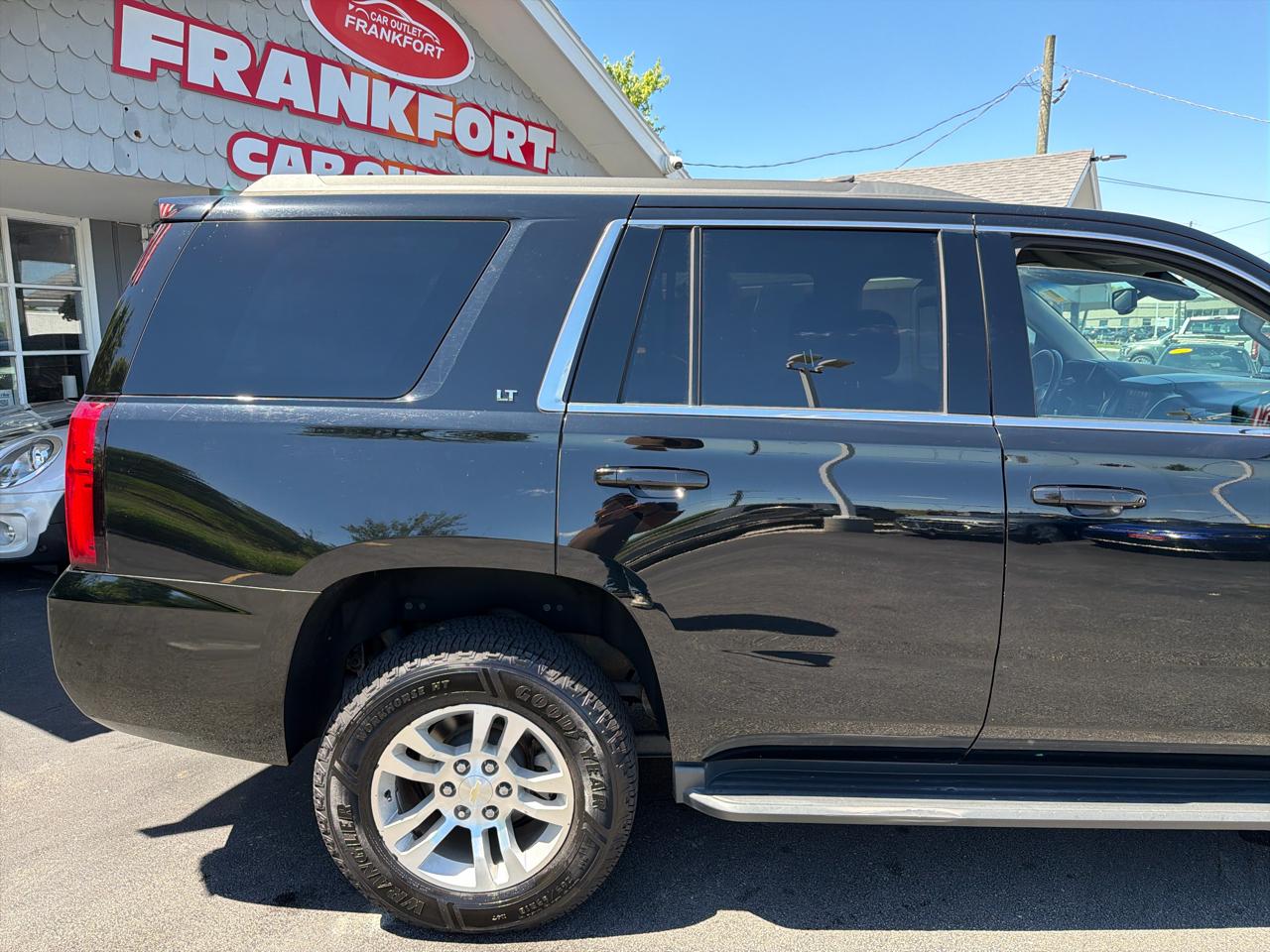 Chevrolet Tahoe 4WD 4dr LT 2017