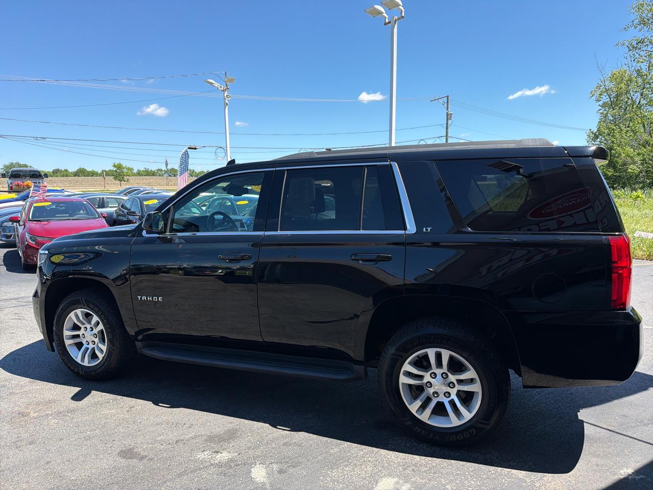 Chevrolet Tahoe 4WD 4dr LT 2017