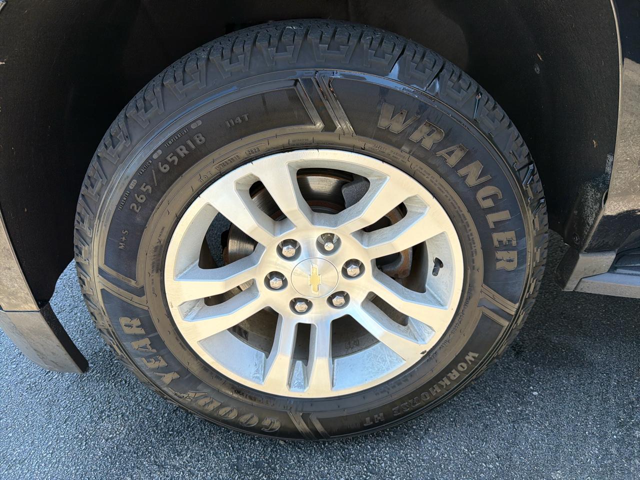 Chevrolet Tahoe 4WD 4dr LT 2017