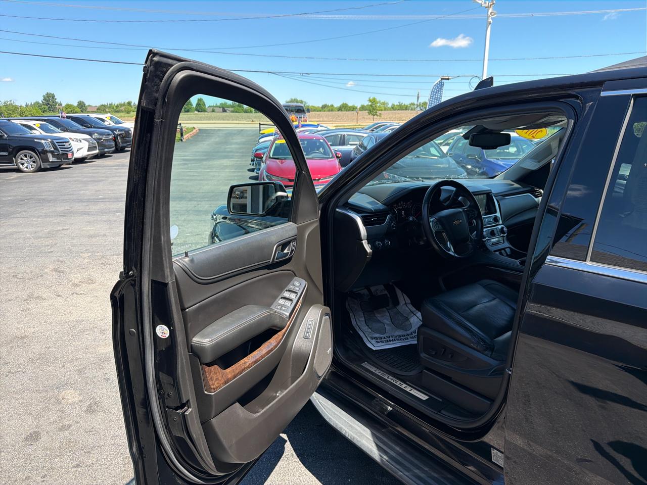 Chevrolet Tahoe 4WD 4dr LT 2017