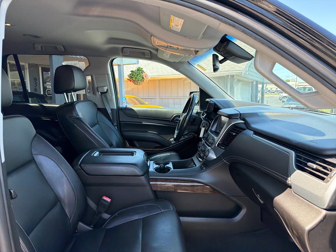 Chevrolet Tahoe 4WD 4dr LT 2017