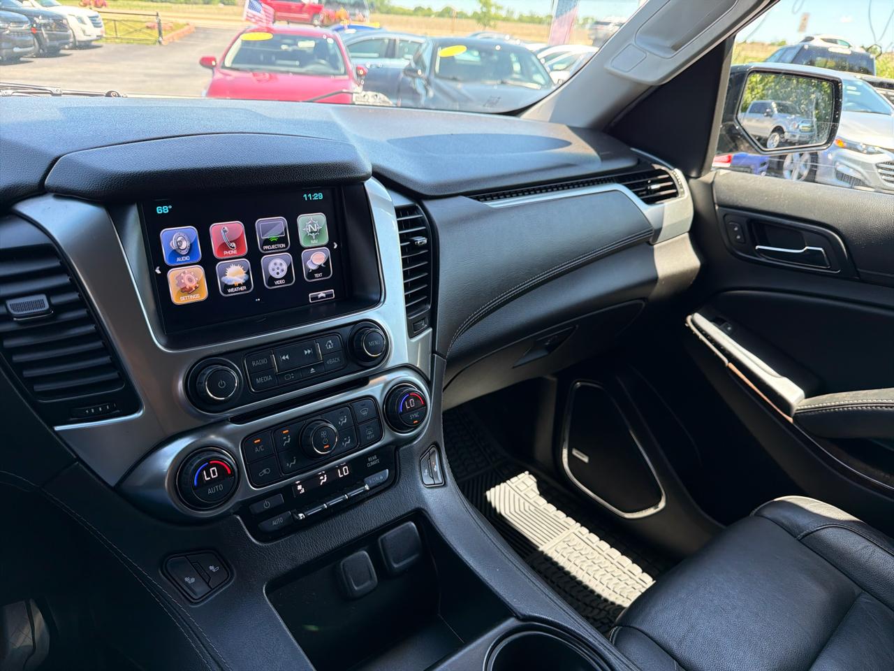 Chevrolet Tahoe 4WD 4dr LT 2017