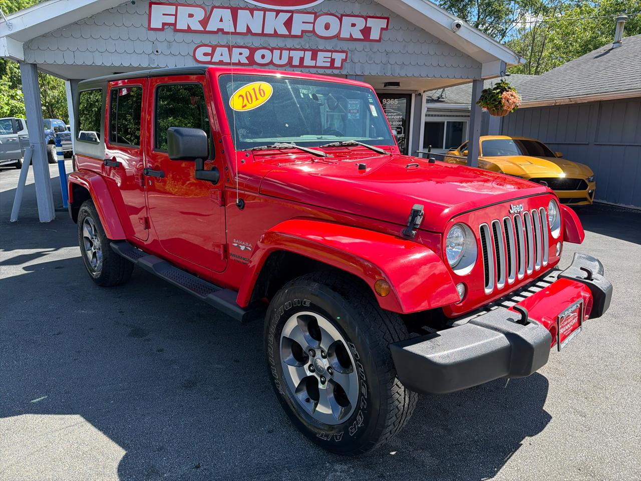 Jeep Wrangler Unlimited 4WD 4dr Sahara 2016
