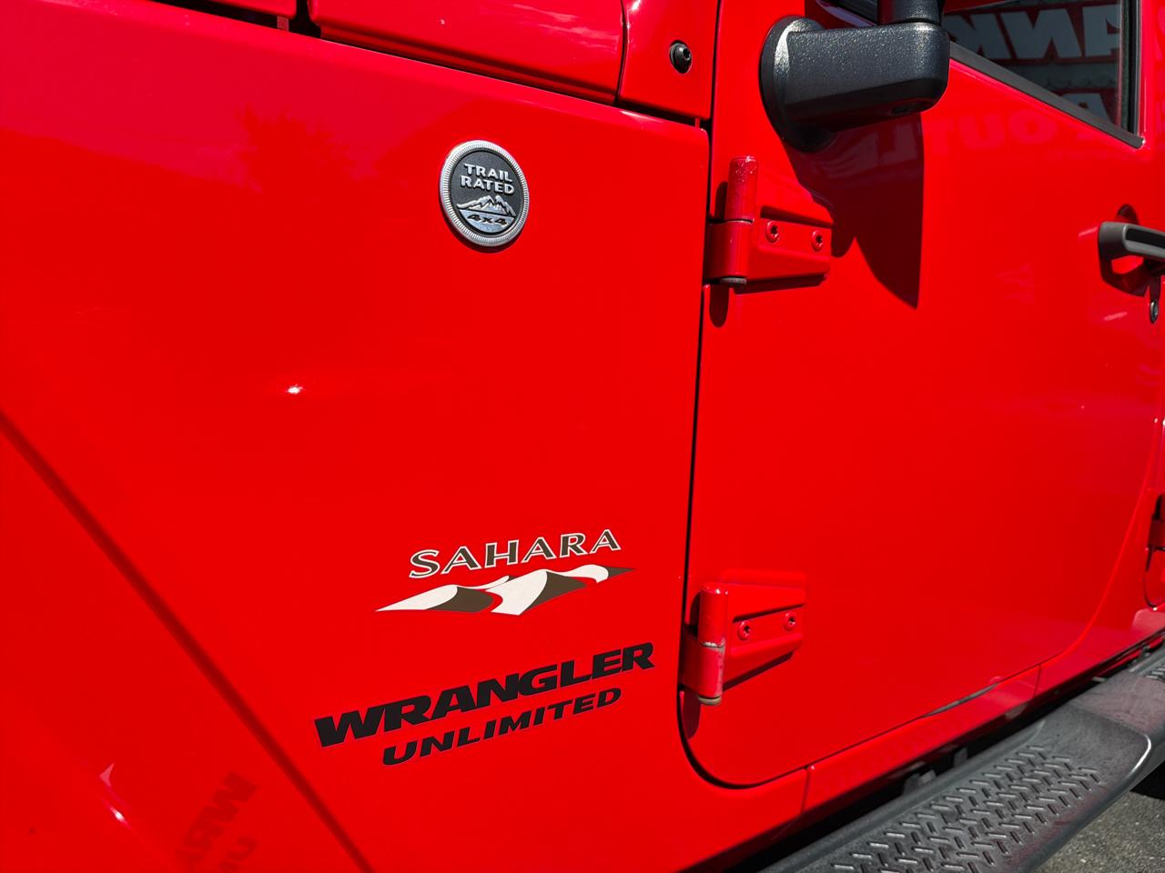 Jeep Wrangler Unlimited 4WD 4dr Sahara 2016