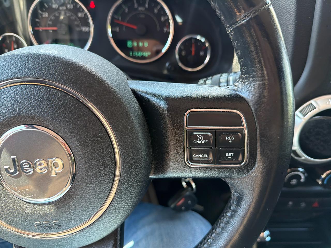 Jeep Wrangler Unlimited 4WD 4dr Sahara 2016