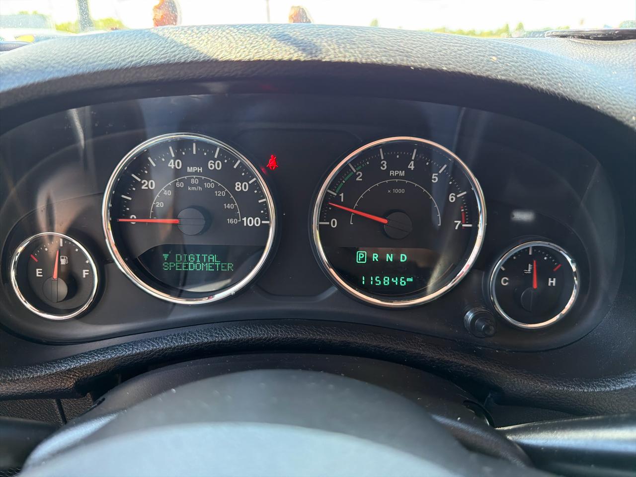 Jeep Wrangler Unlimited 4WD 4dr Sahara 2016