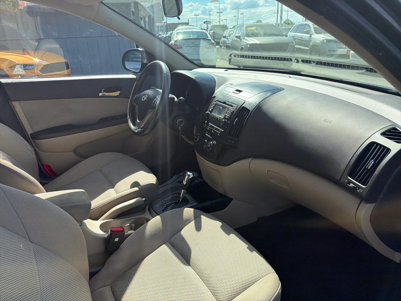 Hyundai Elantra 4dr Wgn Auto Touring 2009