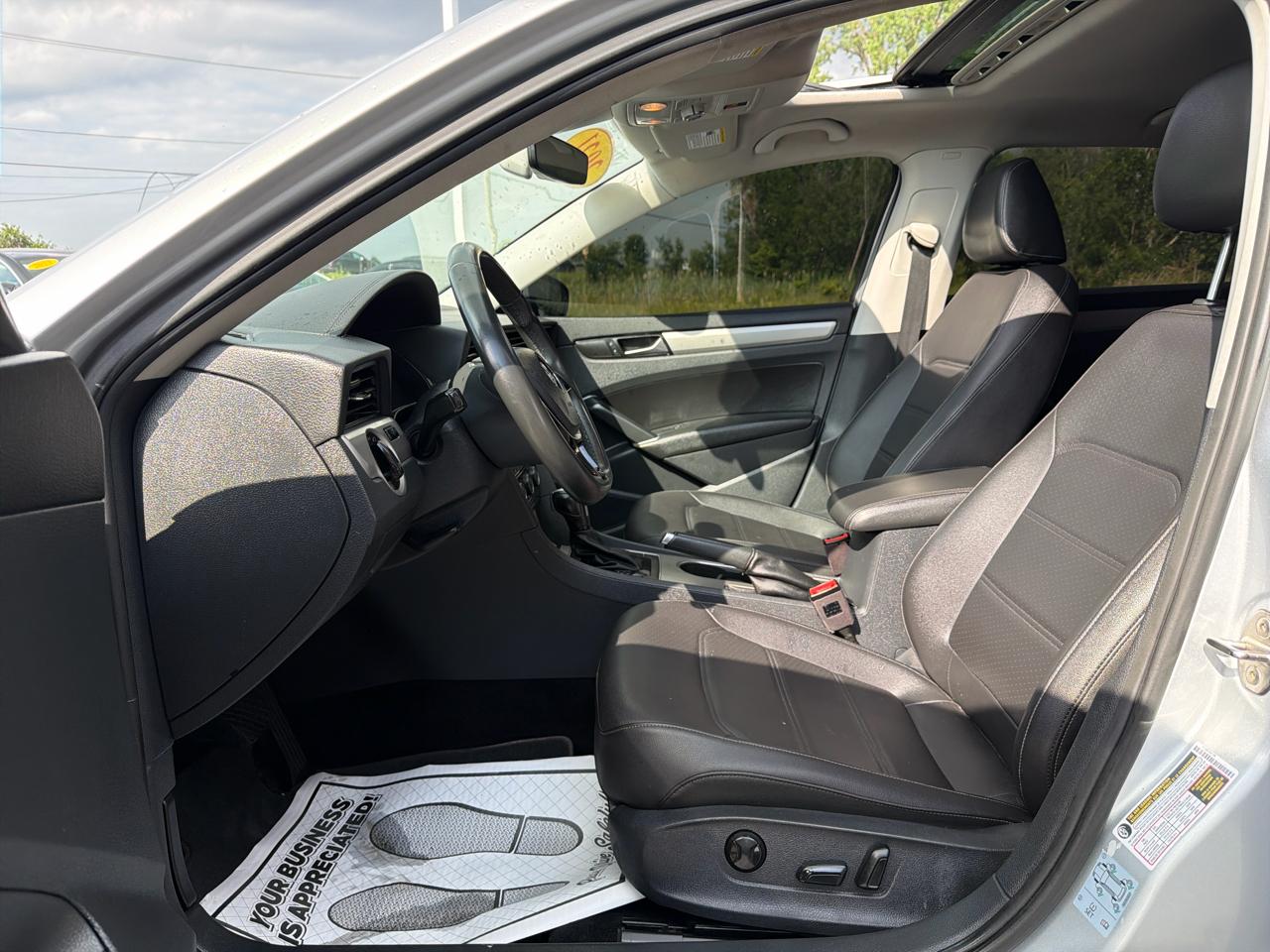Volkswagen Passat 2.0T SE Auto 2021