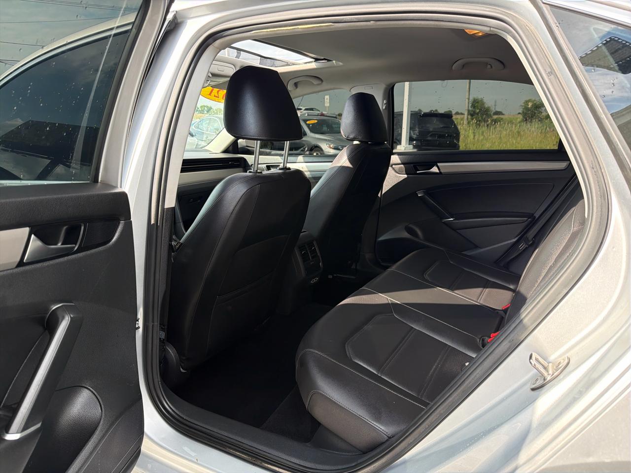 Volkswagen Passat 2.0T SE Auto 2021