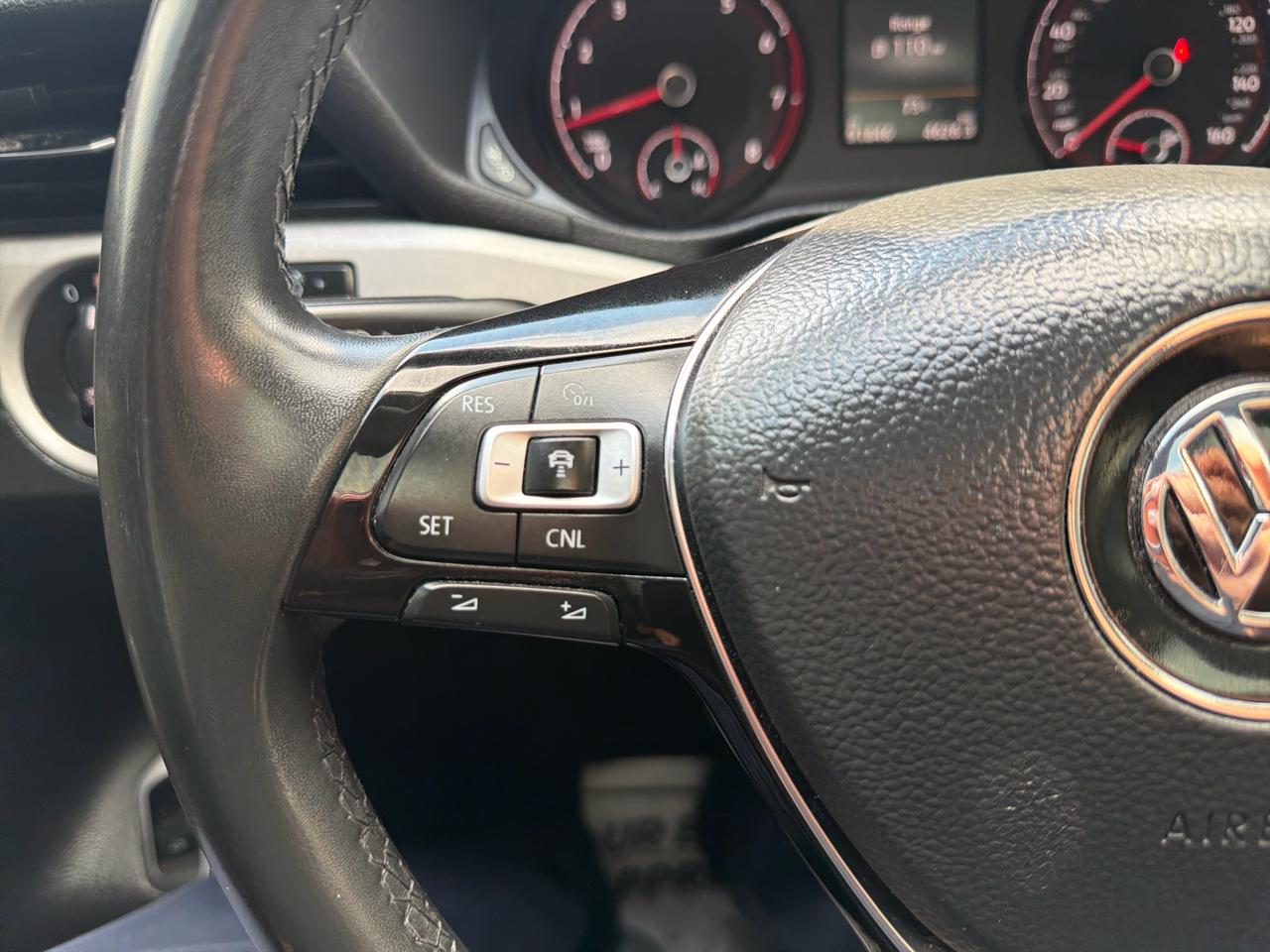 Volkswagen Passat 2.0T SE Auto 2021