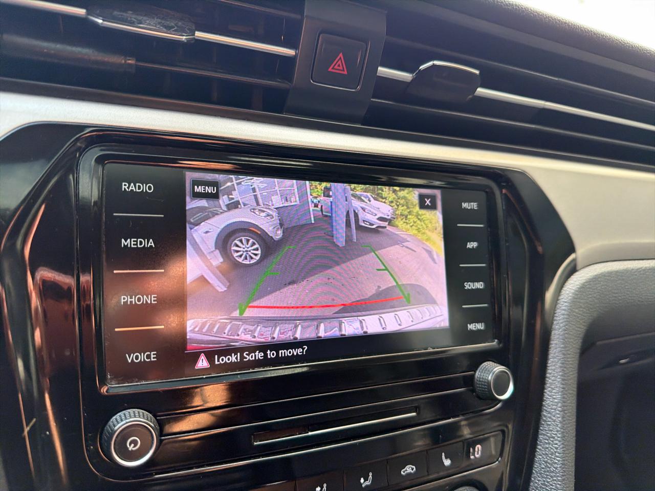 Volkswagen Passat 2.0T SE Auto 2021