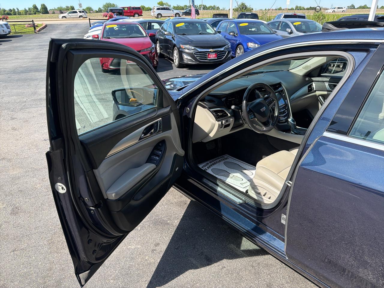 Cadillac CTS Sedan 4dr Sdn 2.0L Turbo AWD 2019