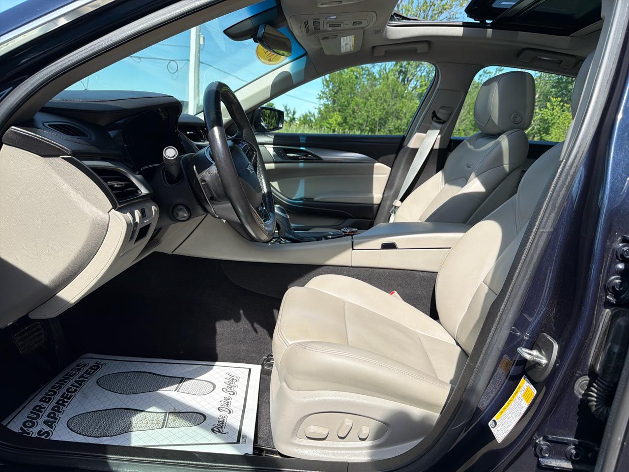Cadillac CTS Sedan 4dr Sdn 2.0L Turbo AWD 2019