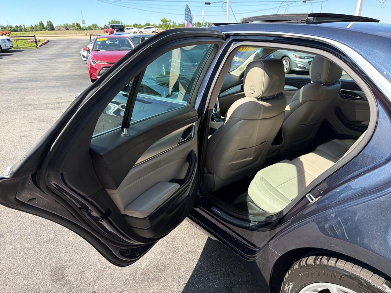Cadillac CTS Sedan 4dr Sdn 2.0L Turbo AWD 2019
