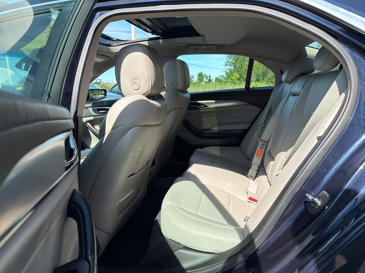 Cadillac CTS Sedan 4dr Sdn 2.0L Turbo AWD 2019