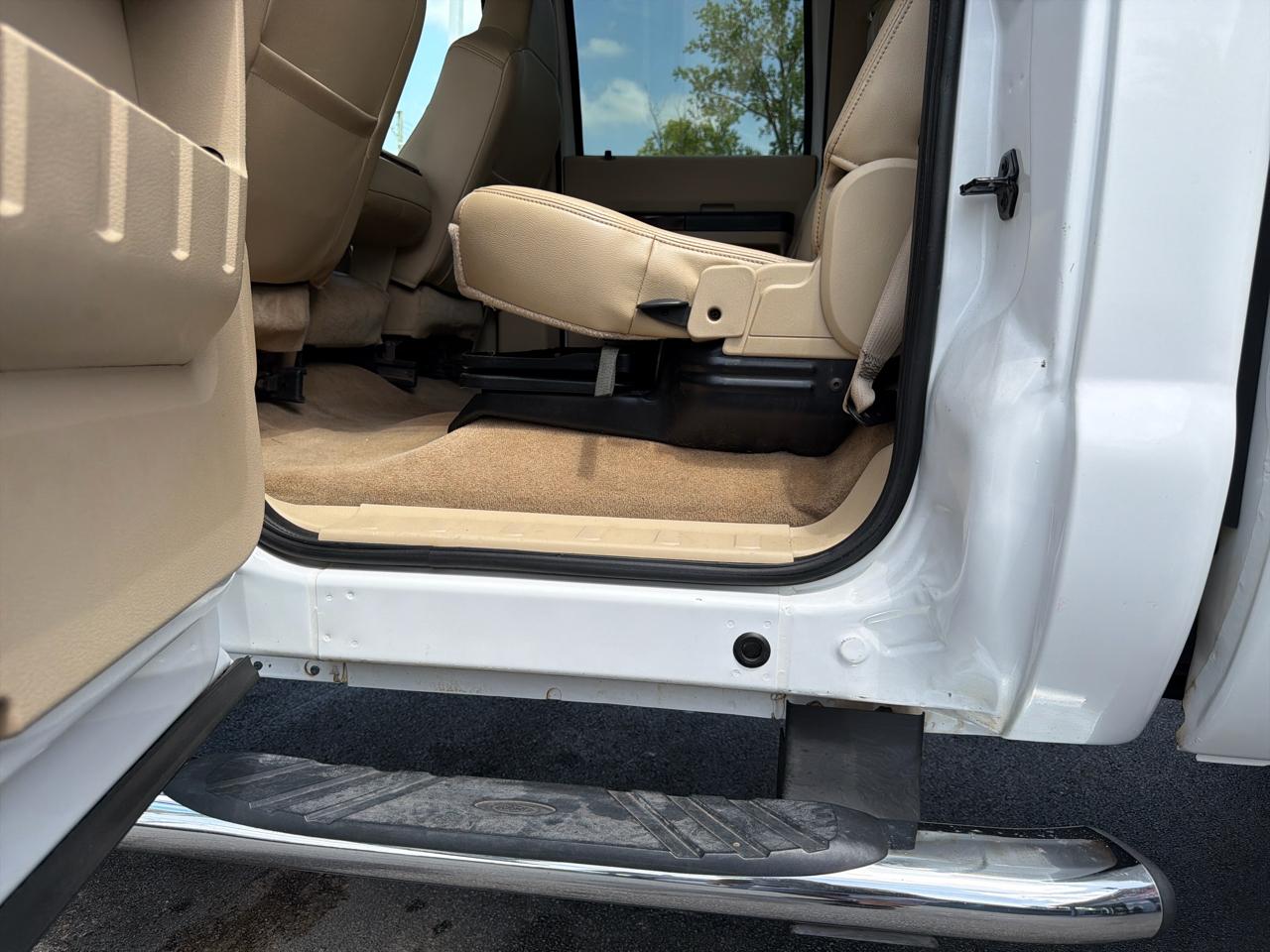 Ford Super Duty F-350 SRW 4WD Crew Cab 156" Lariat 2008