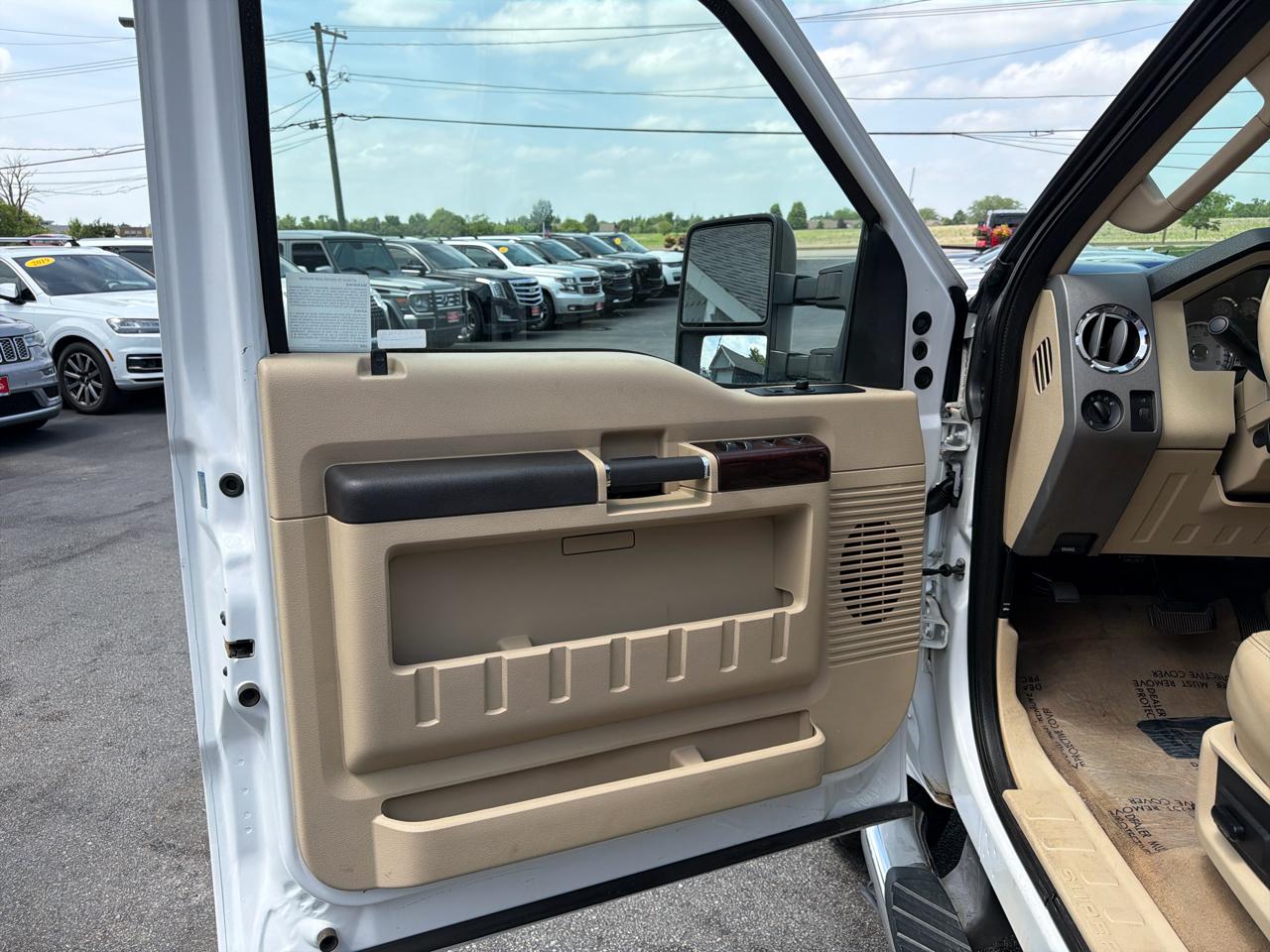 Ford Super Duty F-350 SRW 4WD Crew Cab 156" Lariat 2008