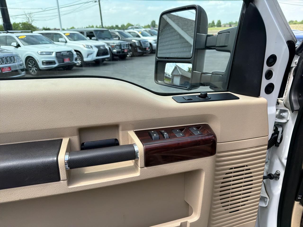 Ford Super Duty F-350 SRW 4WD Crew Cab 156" Lariat 2008