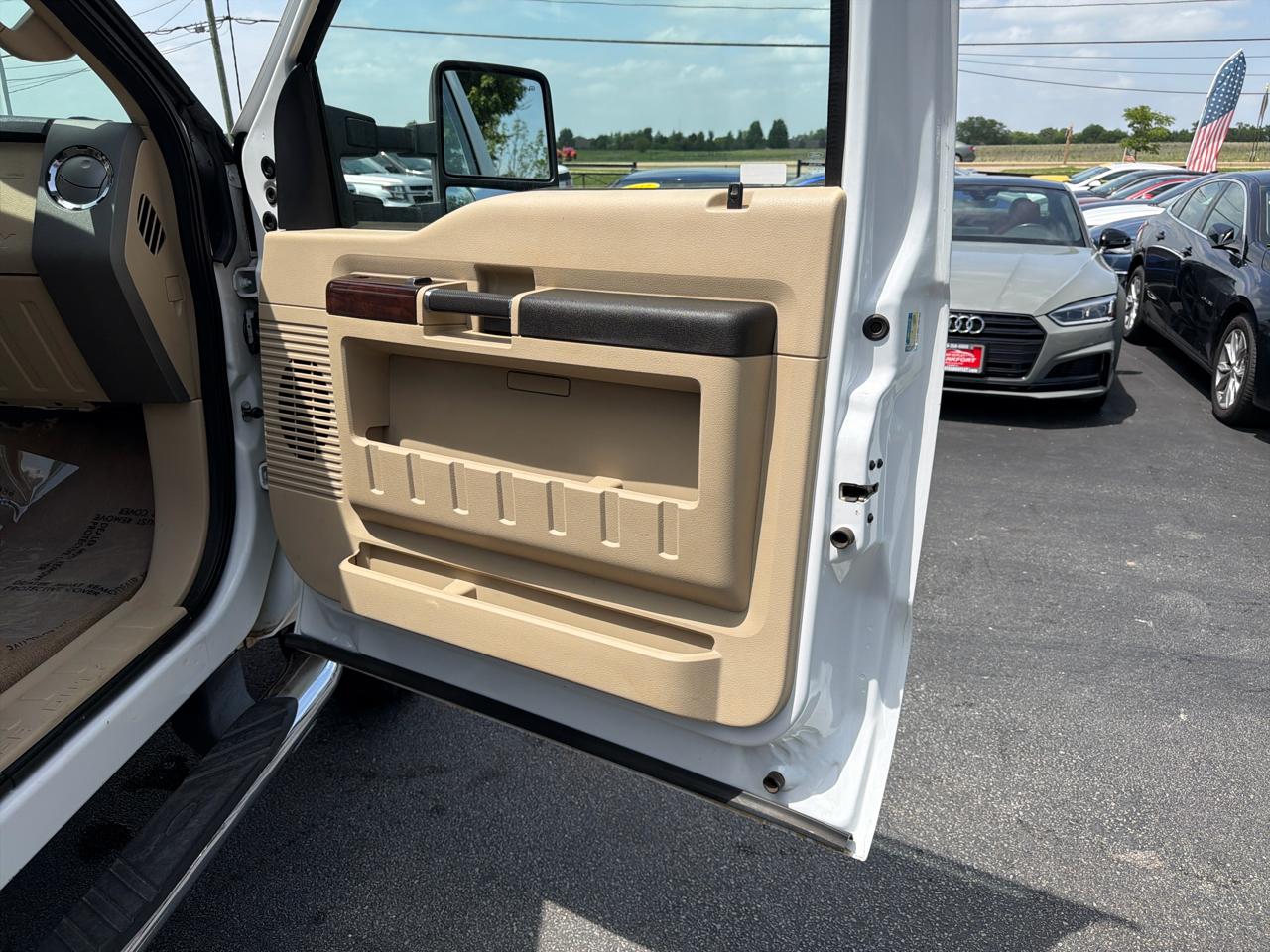Ford Super Duty F-350 SRW 4WD Crew Cab 156" Lariat 2008