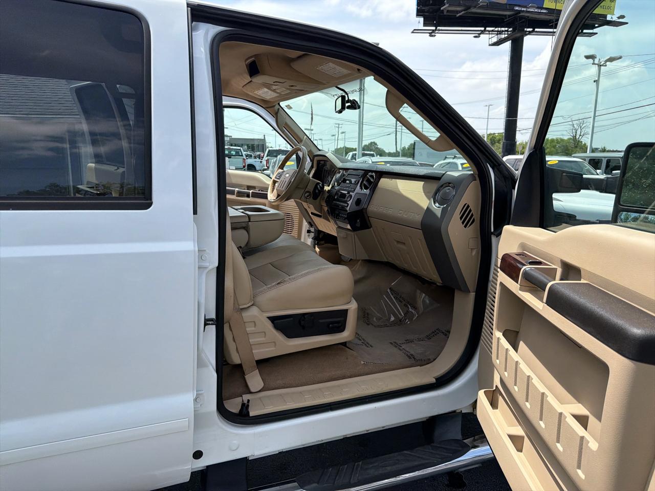 Ford Super Duty F-350 SRW 4WD Crew Cab 156" Lariat 2008