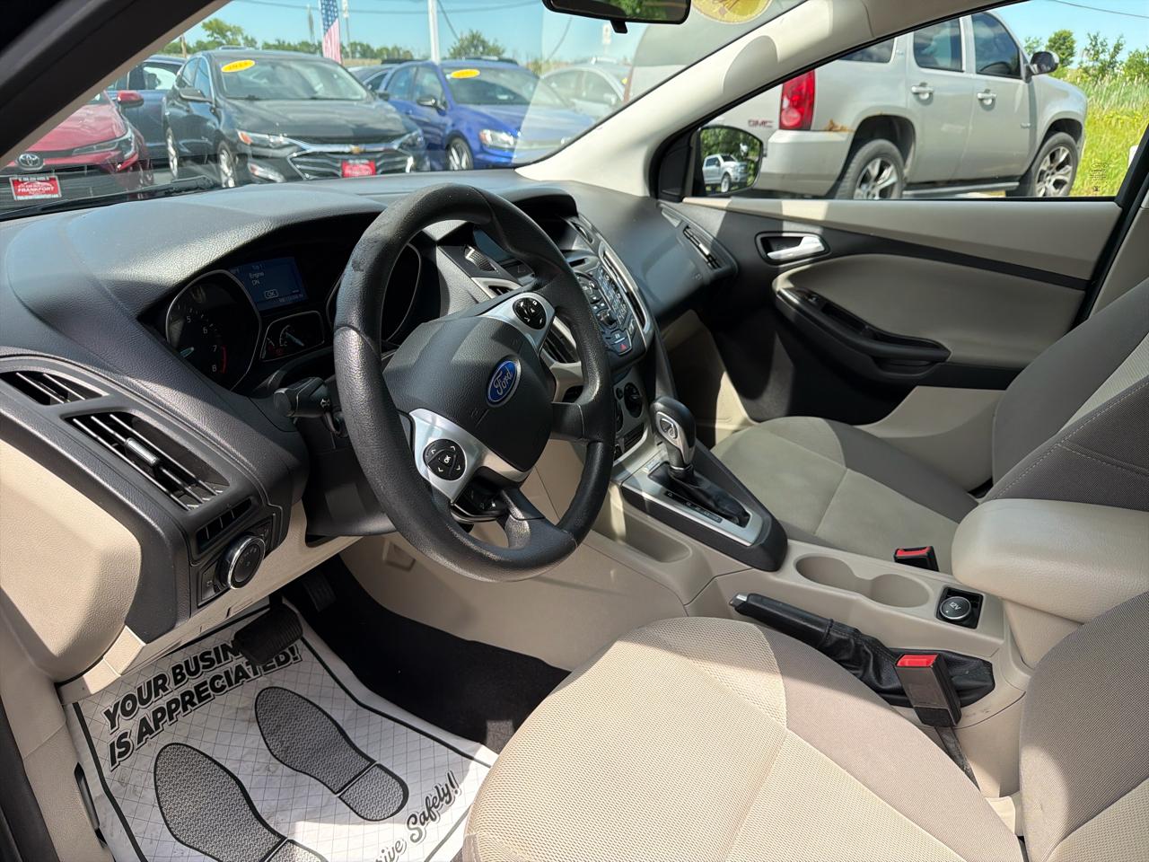 Ford Focus 4dr Sdn SE 2014