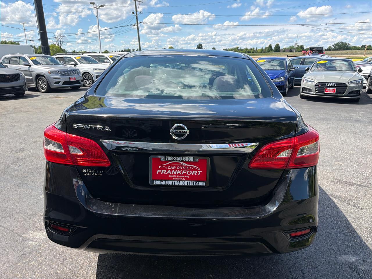 Nissan Sentra 4dr Sdn I4 CVT S 2016